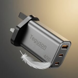 8036da22-6e9c-4d91-8cdd-609b5baccafc.jpg 40W GaN 3-Port USB Wall Charger (UK Plug)