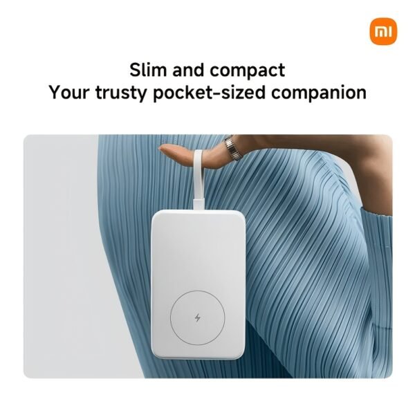 33W Magnetic 10,000mAh Power Bank with Built-in Cable